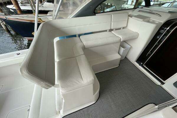 Pursuit  Yacht For Sale