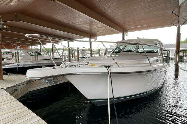 Pursuit  Yacht For Sale
