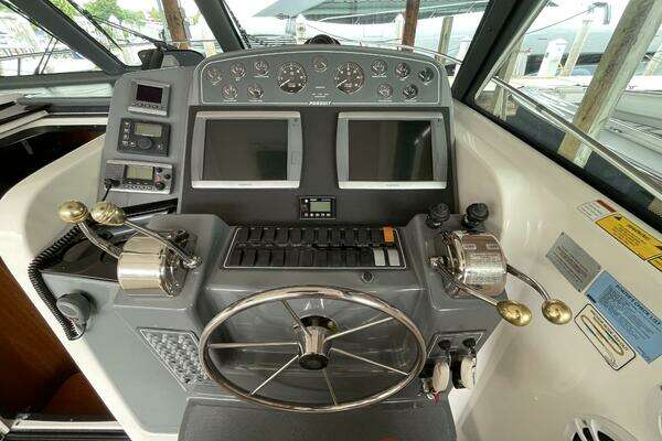 Pursuit  Yacht For Sale