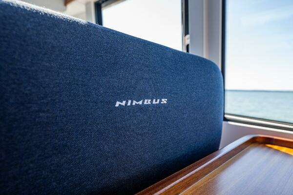 Nimbus 405 Coupe Yacht For Sale