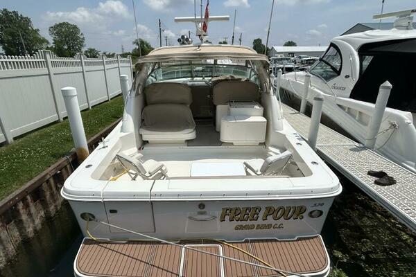 33ft Sea Ray Yacht For Sale