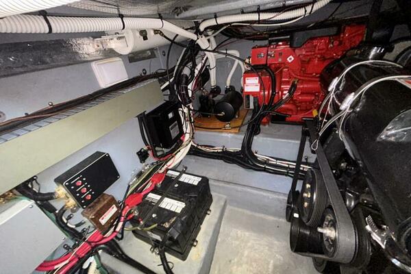 33ft Sea Ray Yacht For Sale