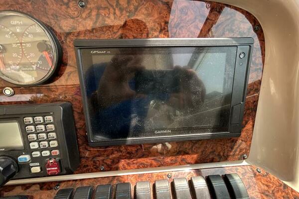 33ft Sea Ray Yacht For Sale