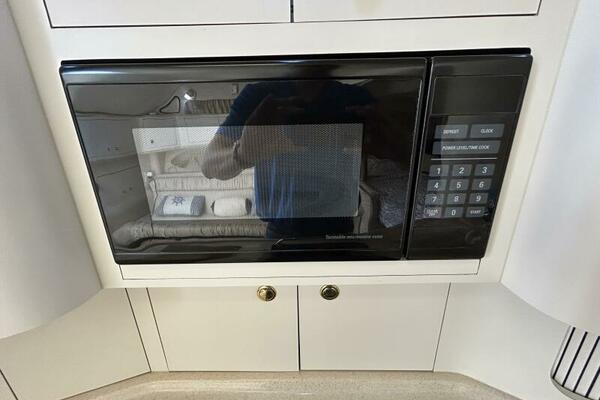 33ft Sea Ray Yacht For Sale