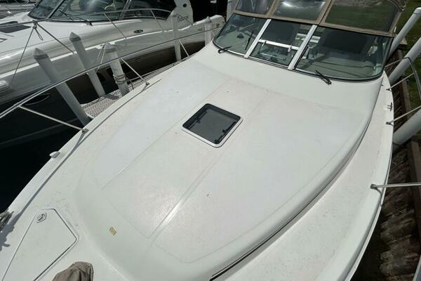 33ft Sea Ray Yacht For Sale