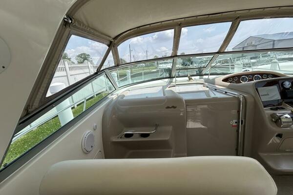 33ft Sea Ray Yacht For Sale