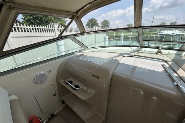 33ft Sea Ray Yacht For Sale