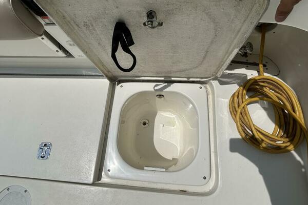 33ft Sea Ray Yacht For Sale