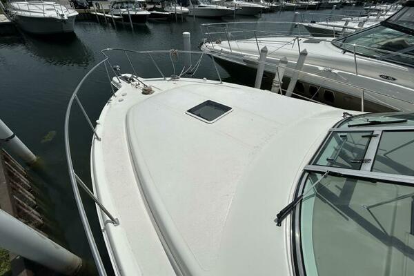 33ft Sea Ray Yacht For Sale