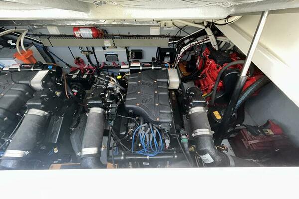 33ft Sea Ray Yacht For Sale