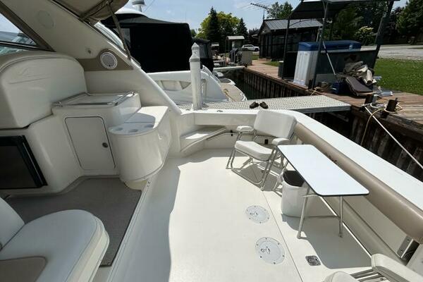 33ft Sea Ray Yacht For Sale