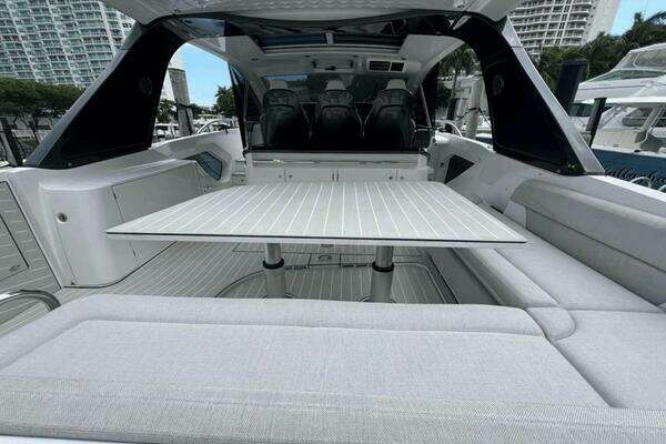 Azimut Verve 42 Yacht For Sale