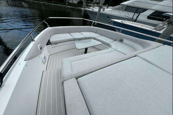 Azimut Verve 42 Yacht For Sale