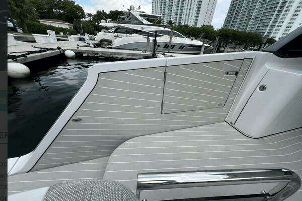 Azimut Verve 42 Yacht For Sale