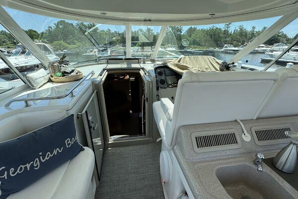 39ft Sea Ray Yacht For Sale