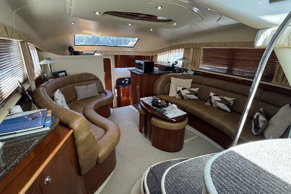 39ft Sea Ray Yacht For Sale