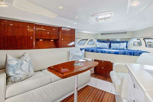 Intrepid 430 Sport Yacht Yacht For Sale
