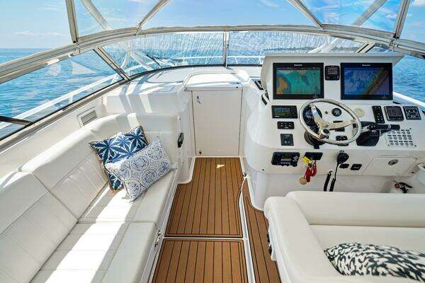 Intrepid 430 Sport Yacht Yacht For Sale