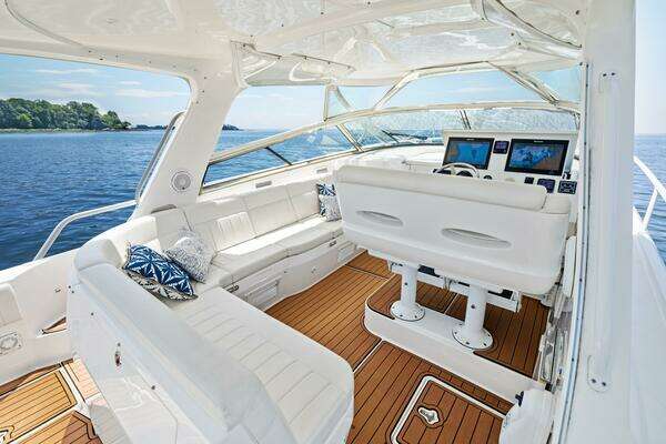 Intrepid 430 Sport Yacht Yacht For Sale