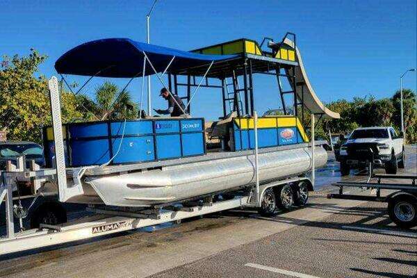 24-ft-Bahama-2021-Commercial Grade Tri-Too- Treasure Island Florida United States  yacht for sale