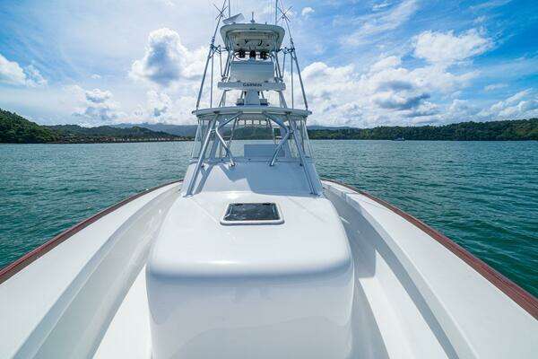 Maverick Yachts Costa Rica 36 Walkaround Yacht For Sale