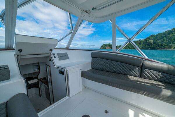 Maverick Yachts Costa Rica 36 Walkaround Yacht For Sale