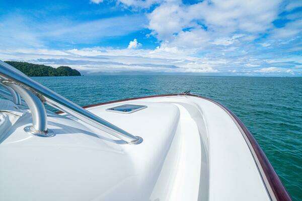 Maverick Yachts Costa Rica 36 Walkaround Yacht For Sale