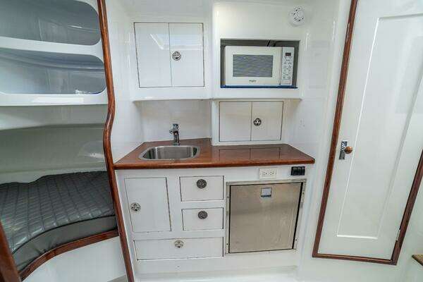 Maverick Yachts Costa Rica 36 Walkaround Yacht For Sale