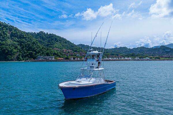 Maverick Yachts Costa Rica 36 Walkaround Yacht For Sale