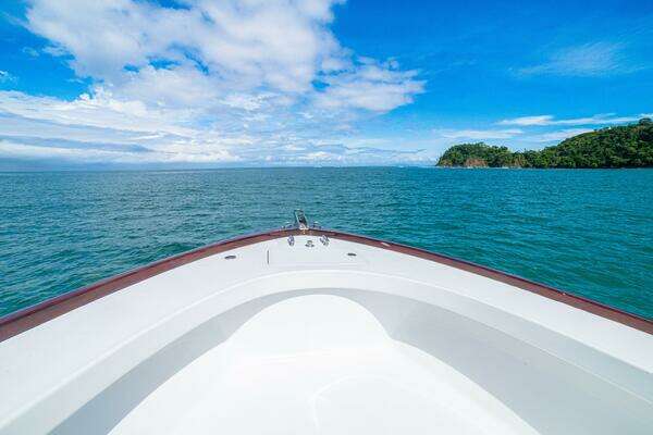 Maverick Yachts Costa Rica 36 Walkaround Yacht For Sale