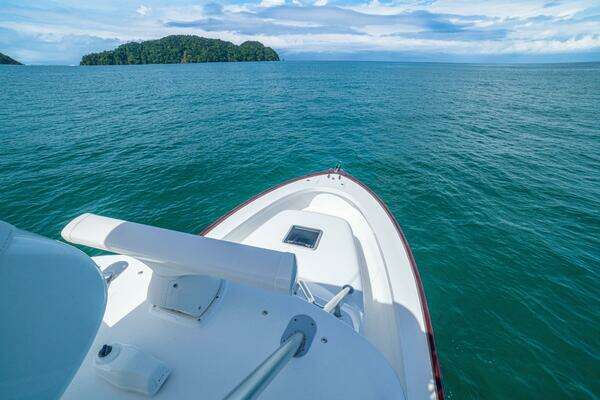 Maverick Yachts Costa Rica 36 Walkaround Yacht For Sale