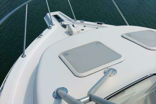 Photo of the 2005 Pro-Line 32 Express "Dark Star"