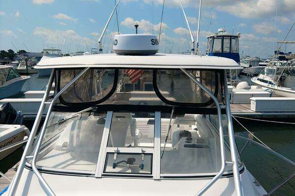 Photo of the 2005 Pro-Line 32 Express "Dark Star"