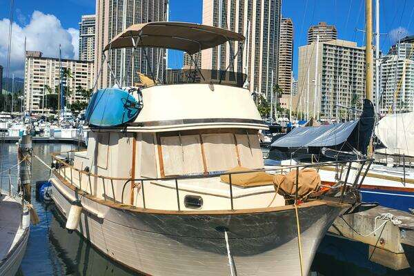 34-ft-CHB-1980-Double Cabin-LELE WAI Honolulu Hawaii United States  yacht for sale