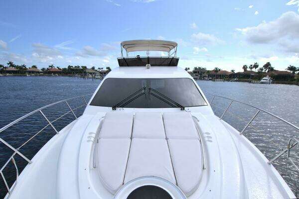 2015 Dyna Yachts 60