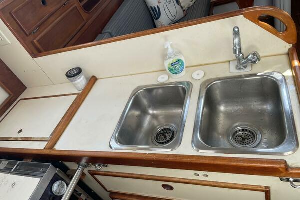 Pegasus  42ft Whitby Yachts Yacht For Sale