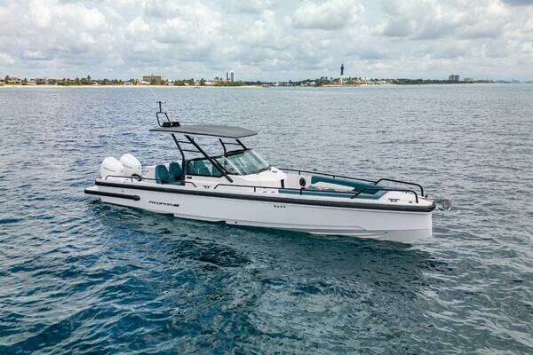 28-ft-Axopar-2023-28 T-Top-Fort Lauderdale Florida United States yacht for sale