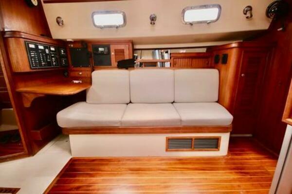 Solasta 35ft Island Packet Yacht For Sale Solasta 35ft Island Packet Yacht For Sale