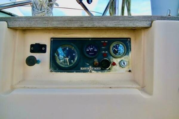 Solasta 35ft Island Packet Yacht For Sale Solasta 35ft Island Packet Yacht For Sale