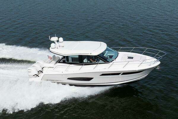 Regal 38 XO Yacht For Sale