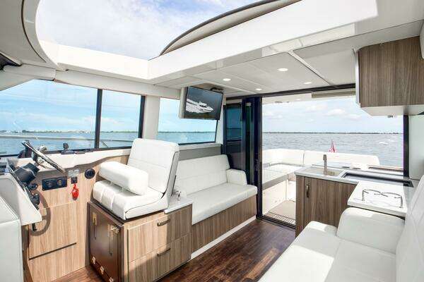 Regal 38 XO Yacht For Sale