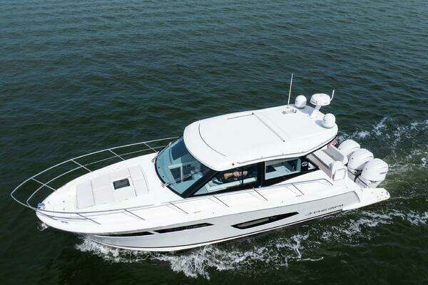 Regal 38 XO Yacht For Sale