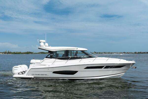 38-ft-Regal-2022-38 XO-Lady G Cape Canaveral Florida United States  yacht for sale