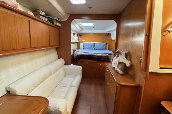 Caelestis 44ft Lagoon Yacht For Sale