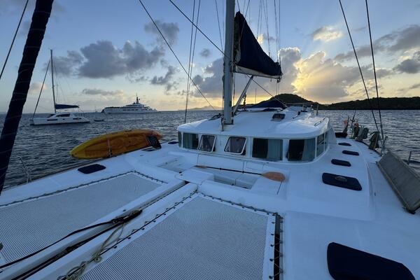 Caelestis 44ft Lagoon Yacht For Sale