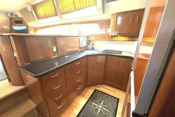 Carver 466 Motor Yacht Yacht For Sale