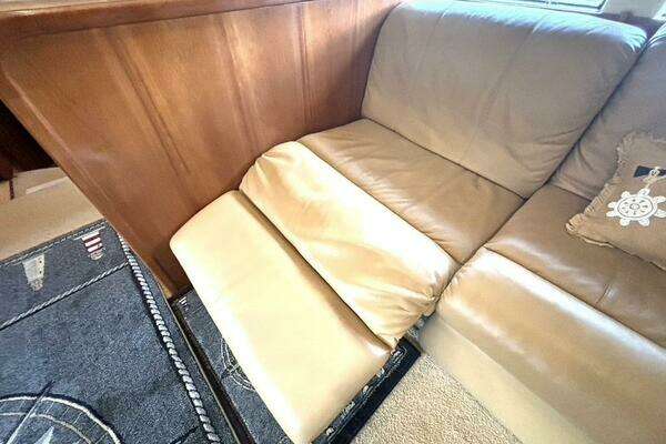 Carver 466 Motor Yacht Yacht For Sale