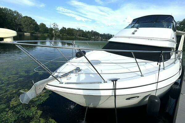 Carver 466 Motor Yacht Yacht For Sale