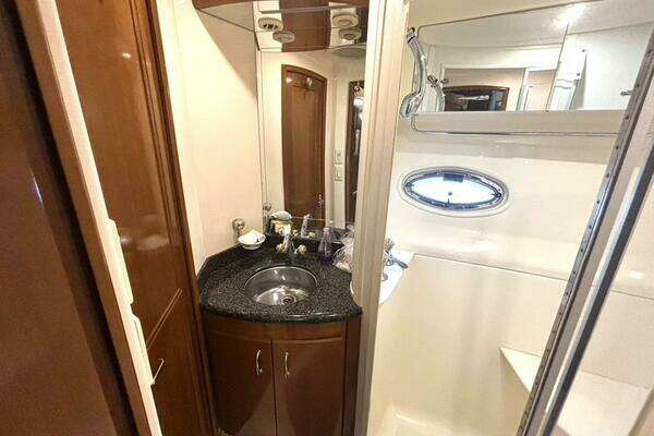 Carver 466 Motor Yacht Yacht For Sale