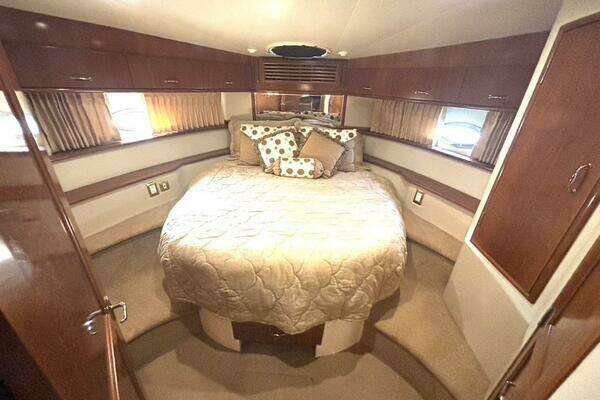 Carver 466 Motor Yacht Yacht For Sale